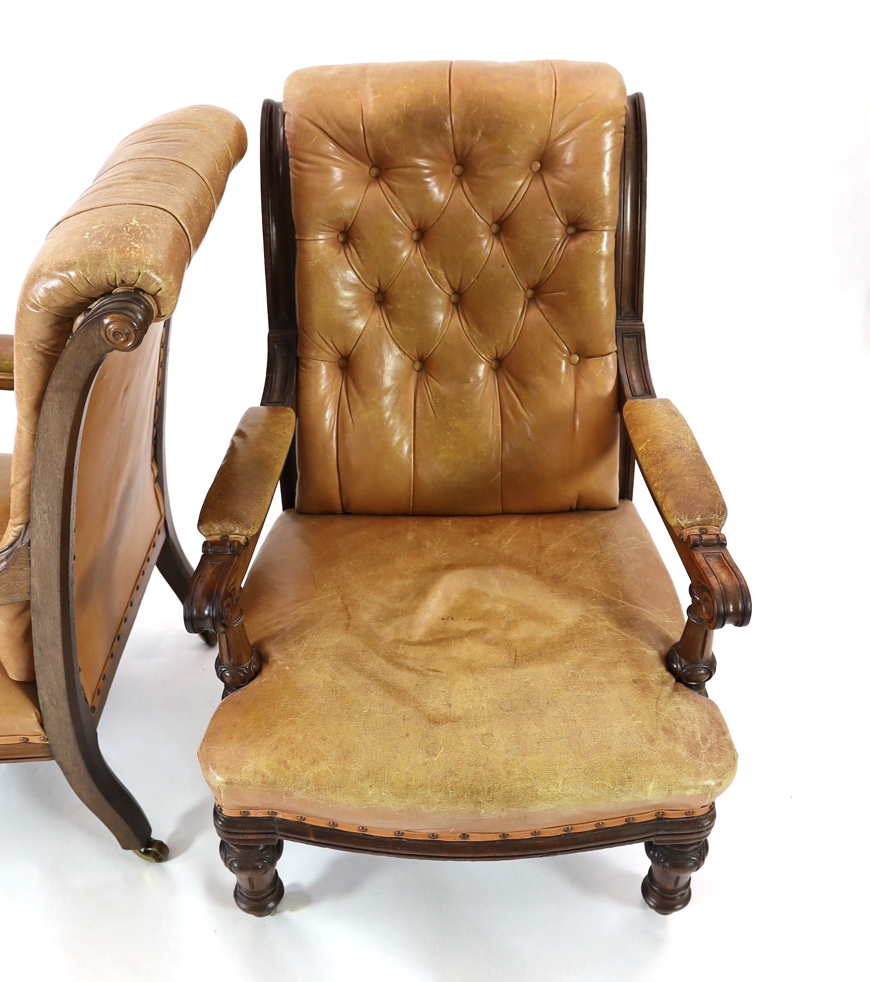 A pair of early Victorian mahogany open armchairs, W.65cm D.87cm H.100cm